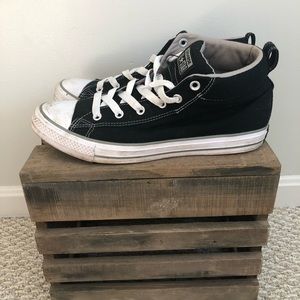 Men’s High-top Chuck Taylor’s- Black